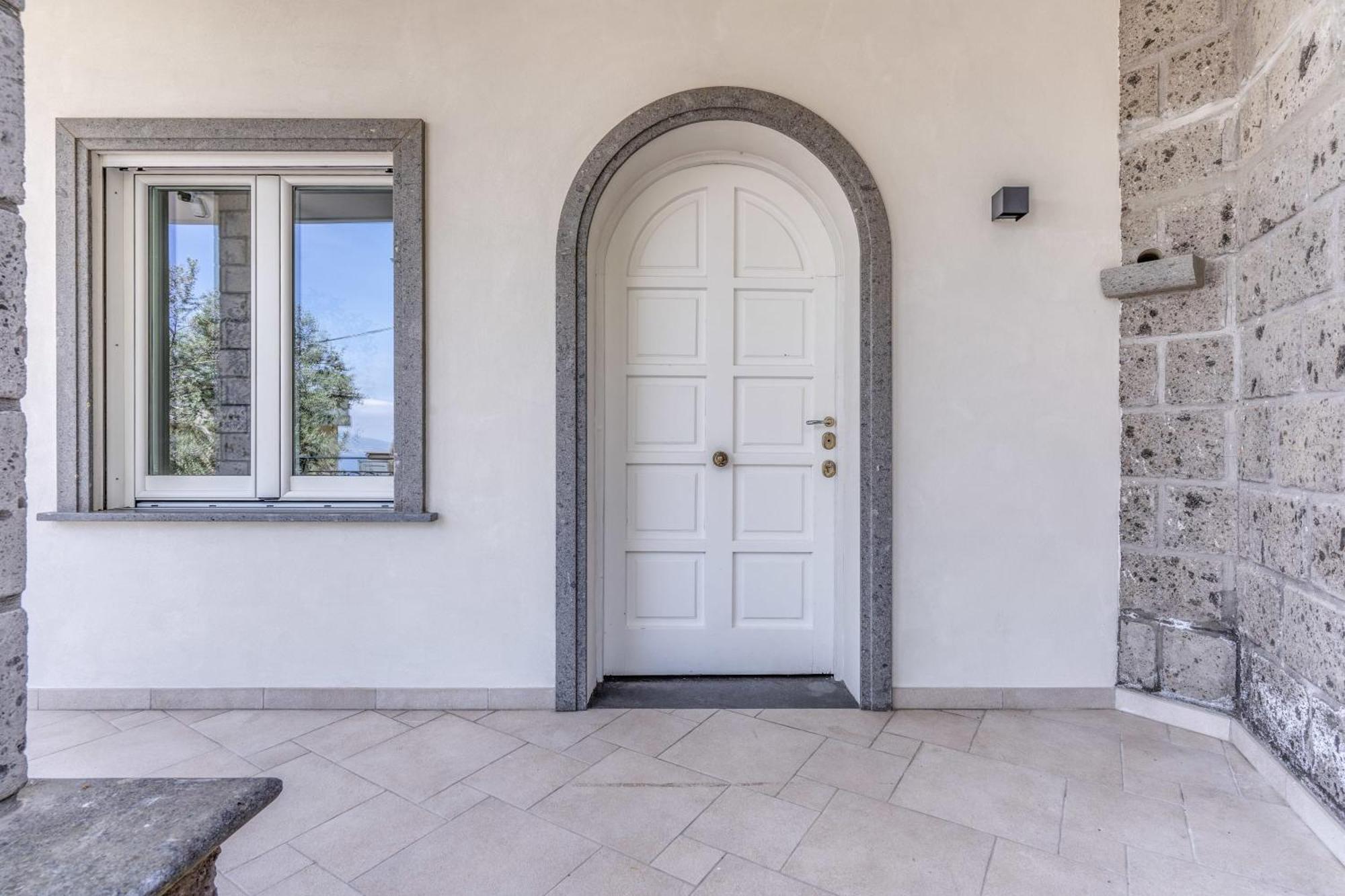 Villa Milena Modern Elegance Views And Guest Services ソレント エクステリア 写真